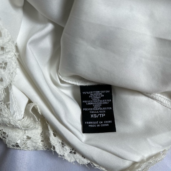 BLACK COLLECTION White Lace Dress With Black Embroidered Detail - Picture 4 of 7